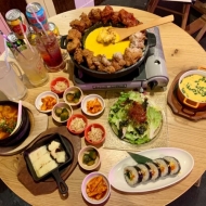 梅田で本格韓国料理やトゥンカロンも楽しめる！「ペゴパヨ東通り店」