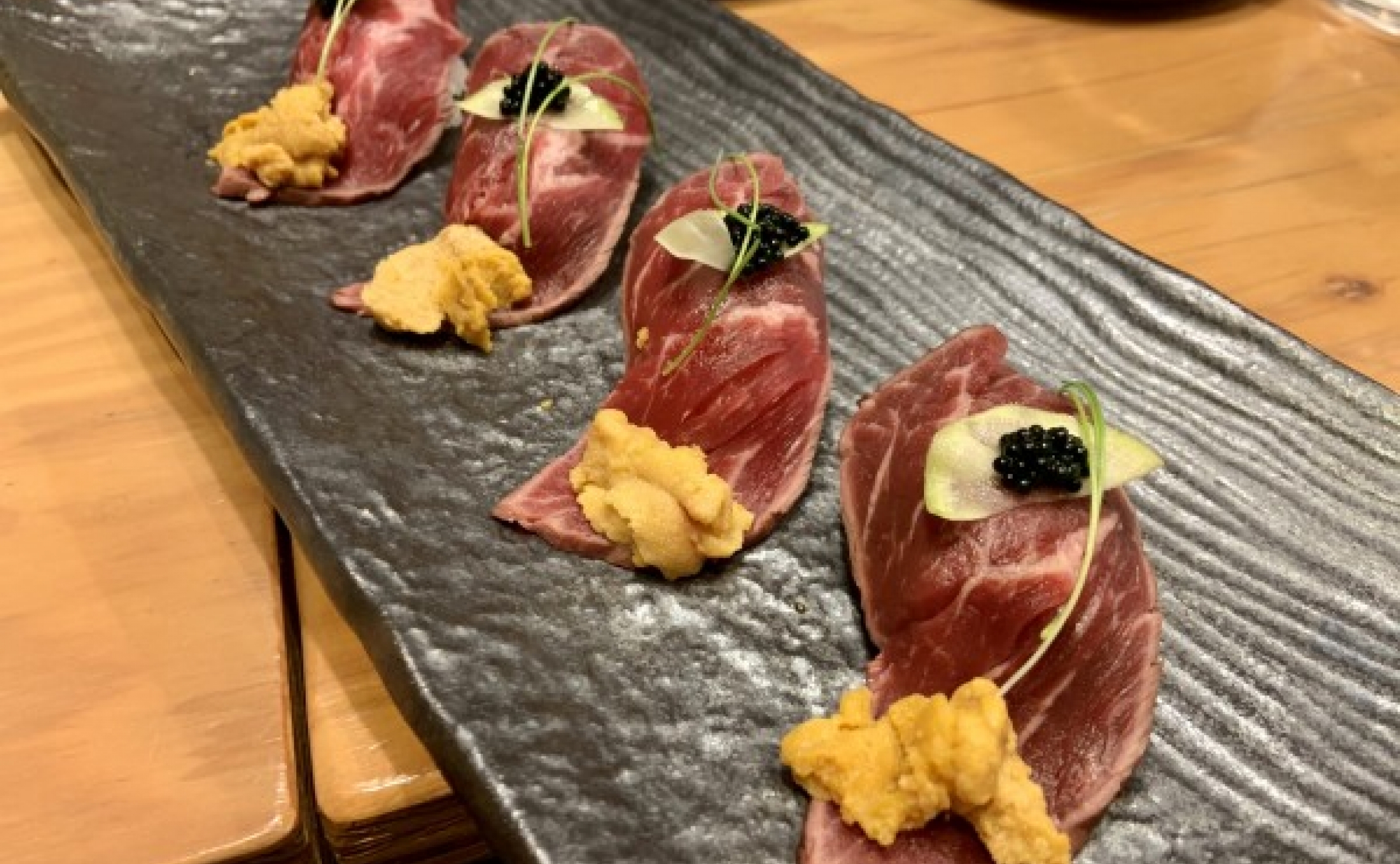 コスパよく美味しい「大衆肉酒場 肉汁 」　1号店