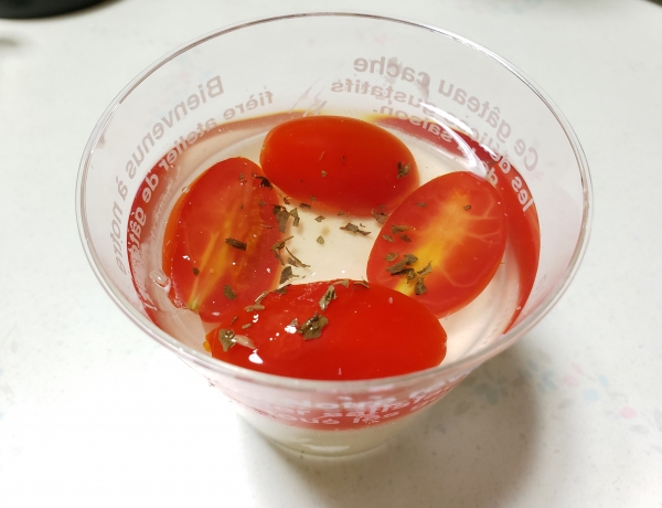 【成城石井　ホワイティ梅田店】トマトはもはやスイーツ！プチトマトのゼリー