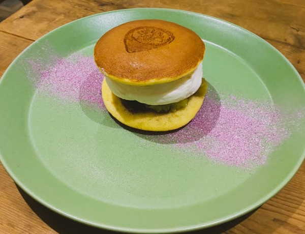 【Alcocca】御芋屋きいろと紫の生どら（きいろ）1個を試食した感想