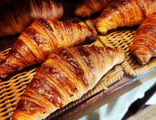 リニューアル🥐|パトリエフクモリ 桃山台店