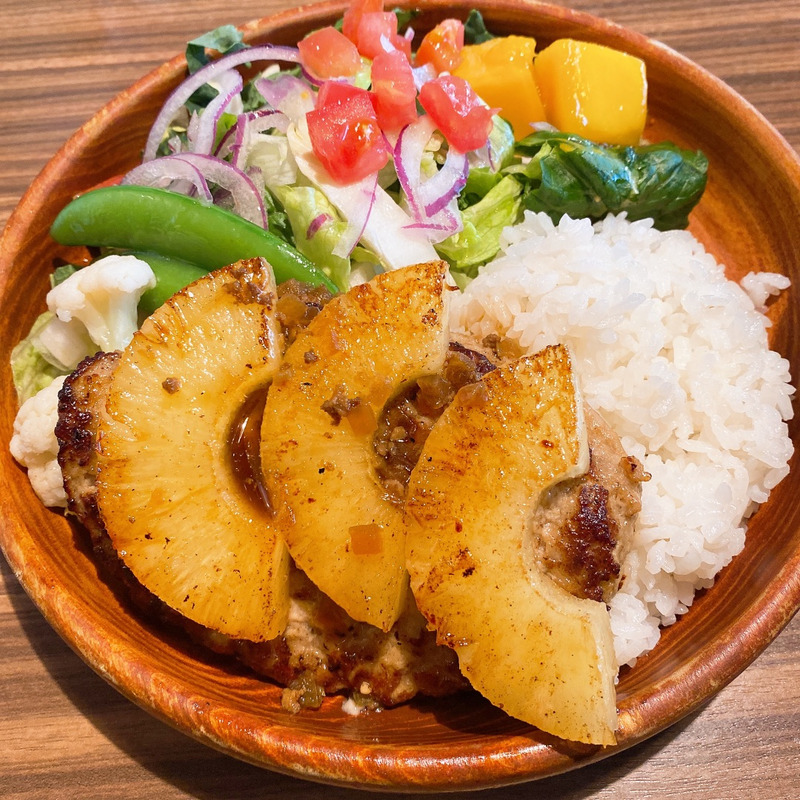 びくドン野菜たっぷり【いろどりセット】を実食！