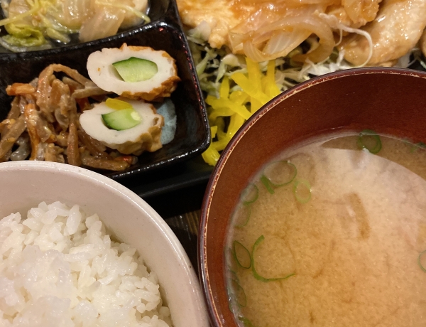 ワンコインでボリュームランチ！