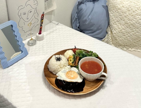 豆腐ハンバーグ〜デミたま〜🍳