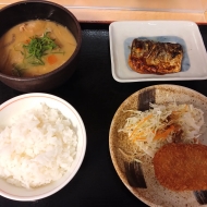 「街かど屋　福島店　豚汁定食」の試食に早速行ってきました　