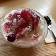 カフェでかき氷