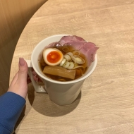 カフェでラーメン！？