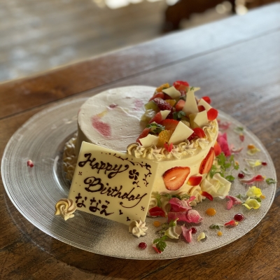 サプライズケーキお任せください♡