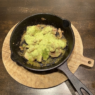 鶏もも肉の香草パン粉オーブン焼き|ワイズキッチン 大阪福島店