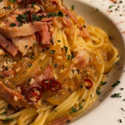 ベーコンとガーリック辛口醤油|LIBERALE PASTA(リベラーレ パスタ)