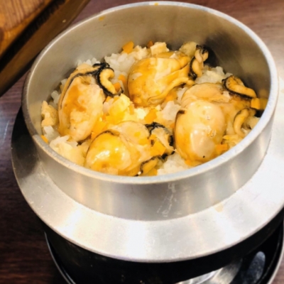牡蠣の釜飯|牡蠣やまと