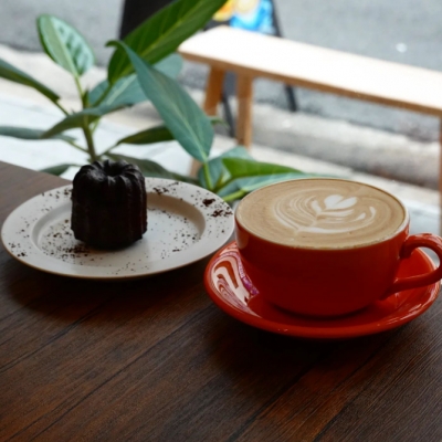 コーヒーとカヌレ｜CAFE TALES（カフェ タレス）